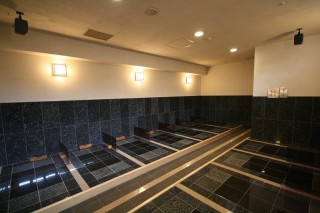 岩盤浴は無料